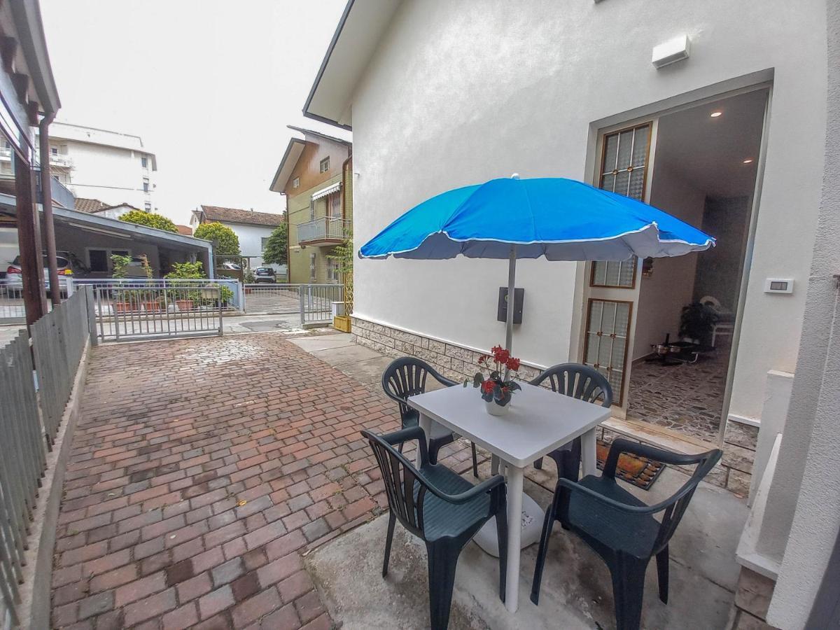 Petlyapartments #12 Bellaria-Igea Marina Esterno foto